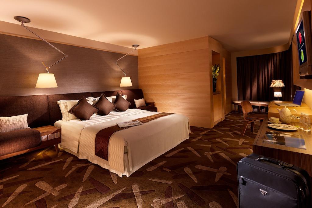 Waldo Hotel Macau Room photo