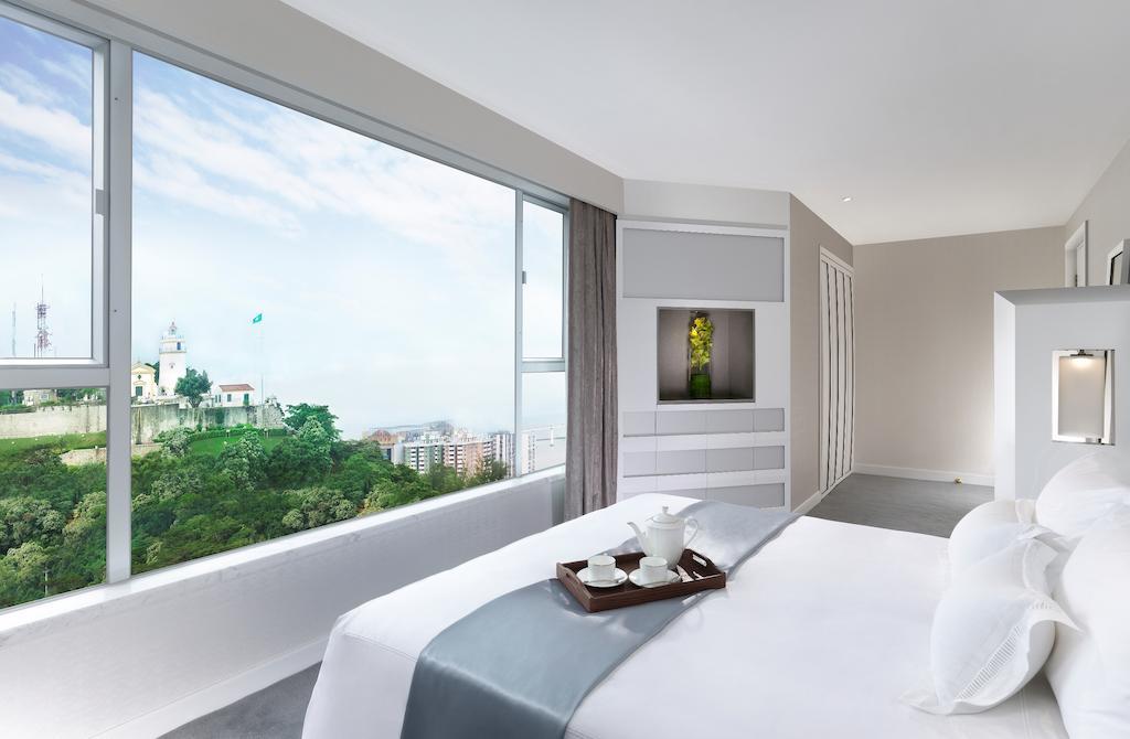 Waldo Hotel Macau Room photo
